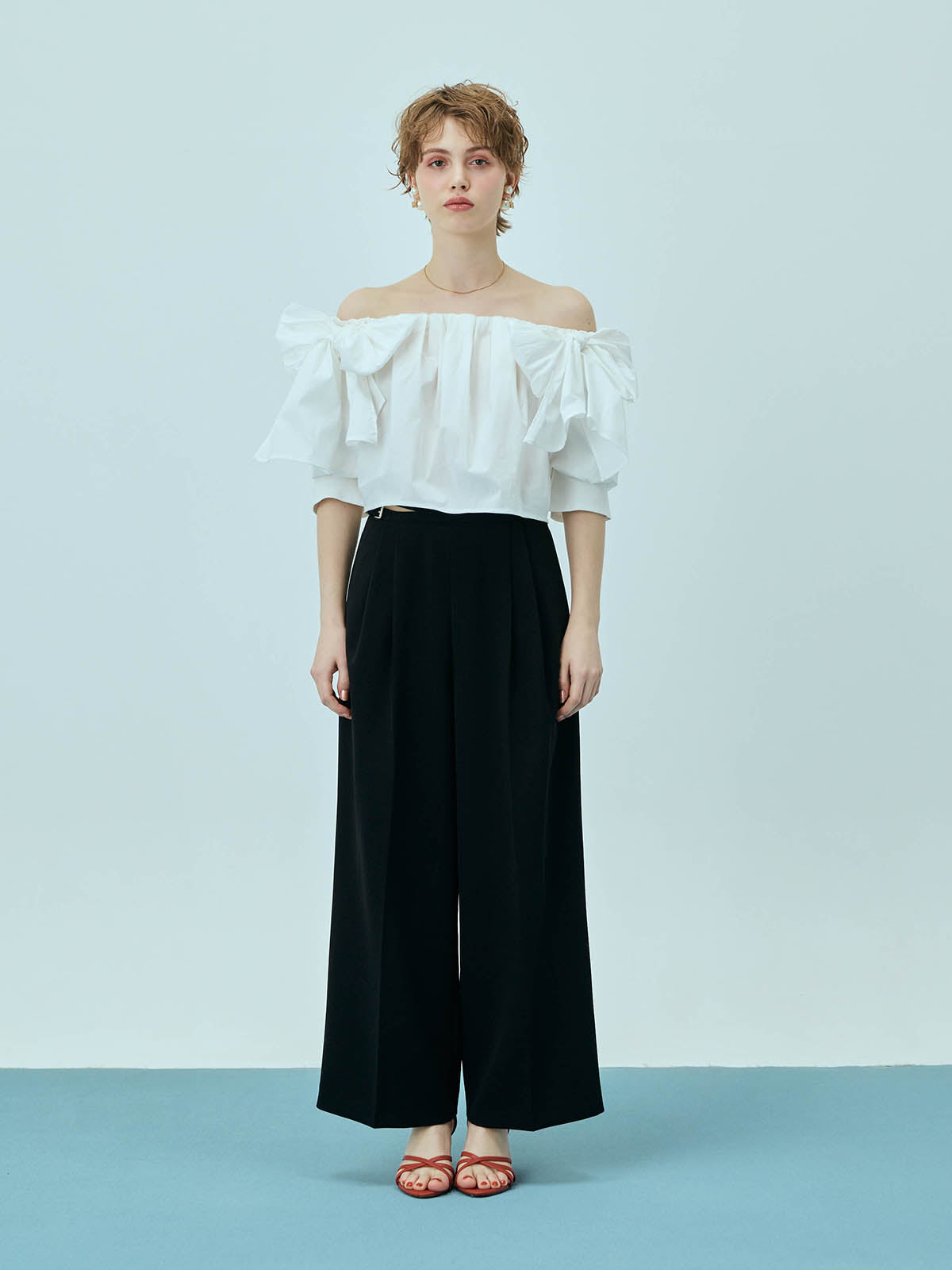 リボンオフショルブラウス