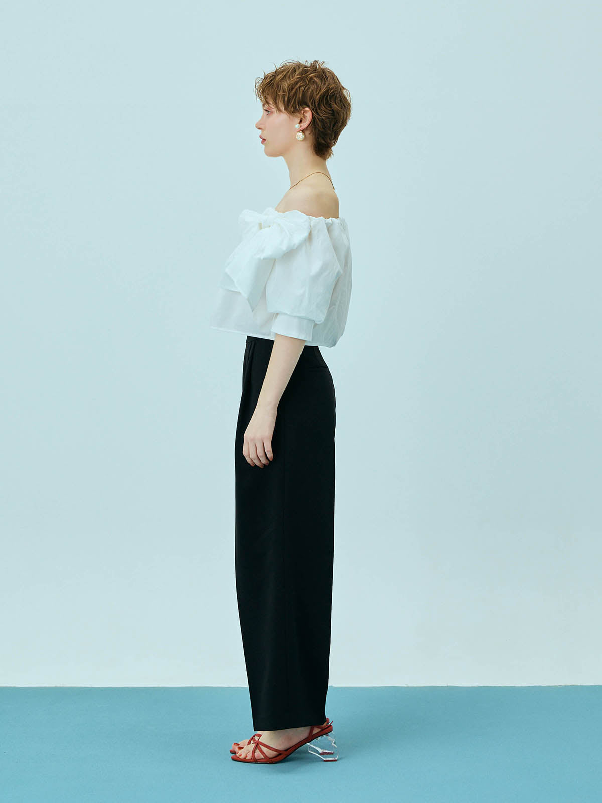 リボンオフショルブラウス