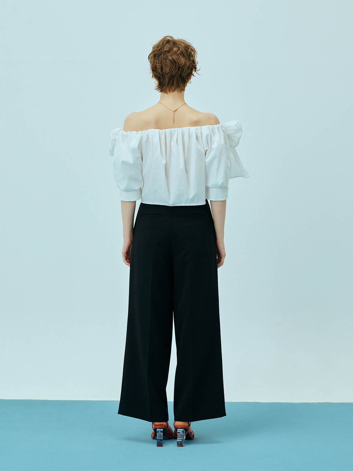 リボンオフショルブラウス