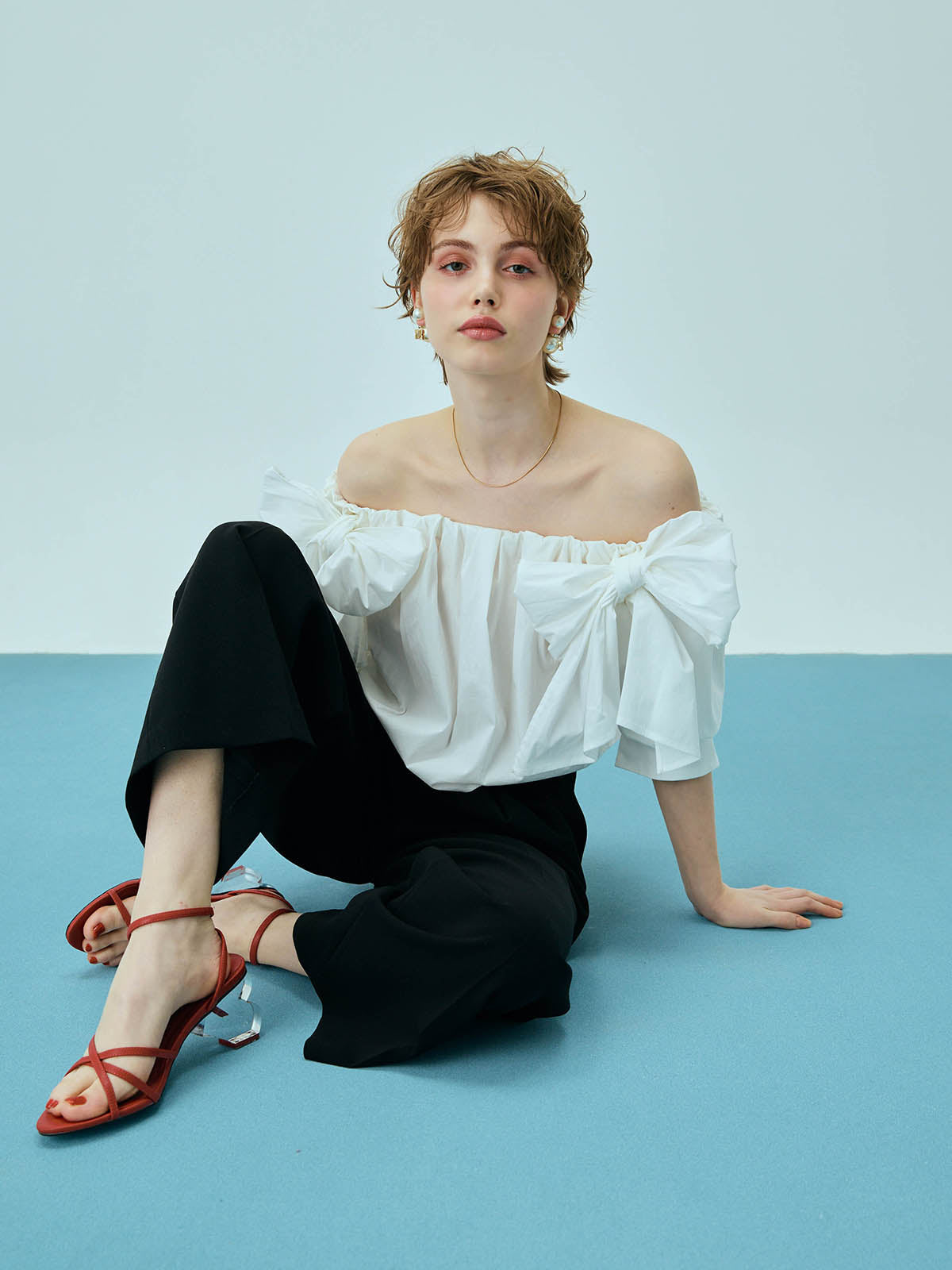 リボンオフショルブラウス