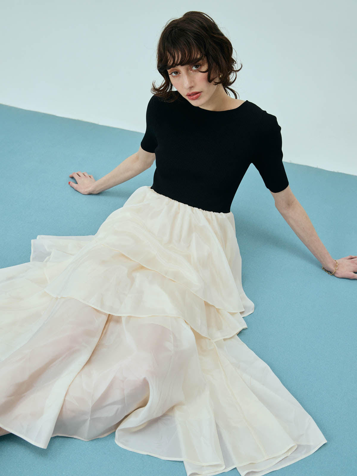 ニットドッキングラッフルワンピース