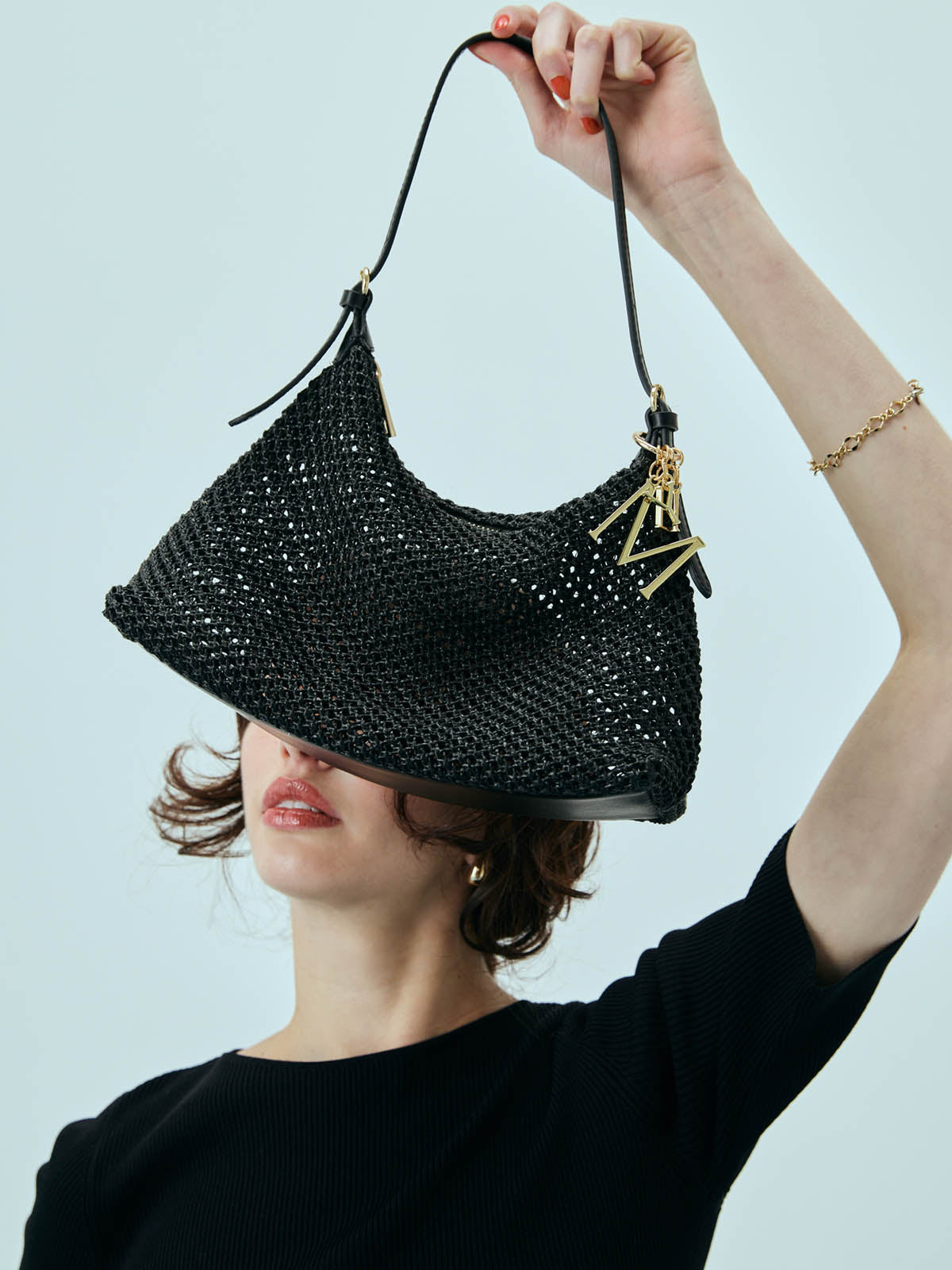 ロゴチャームメッシュバッグ