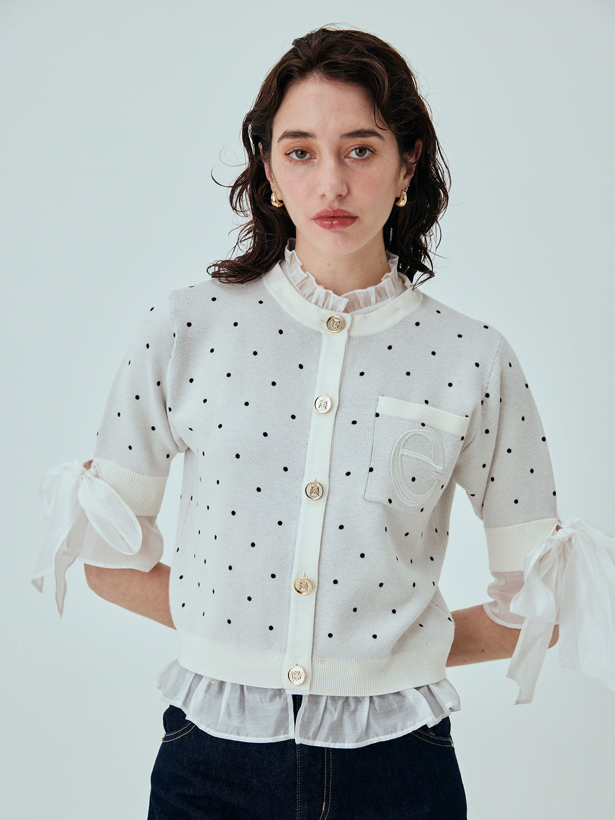 MODEL:176cm／COLOR:WHITE／SIZE:F