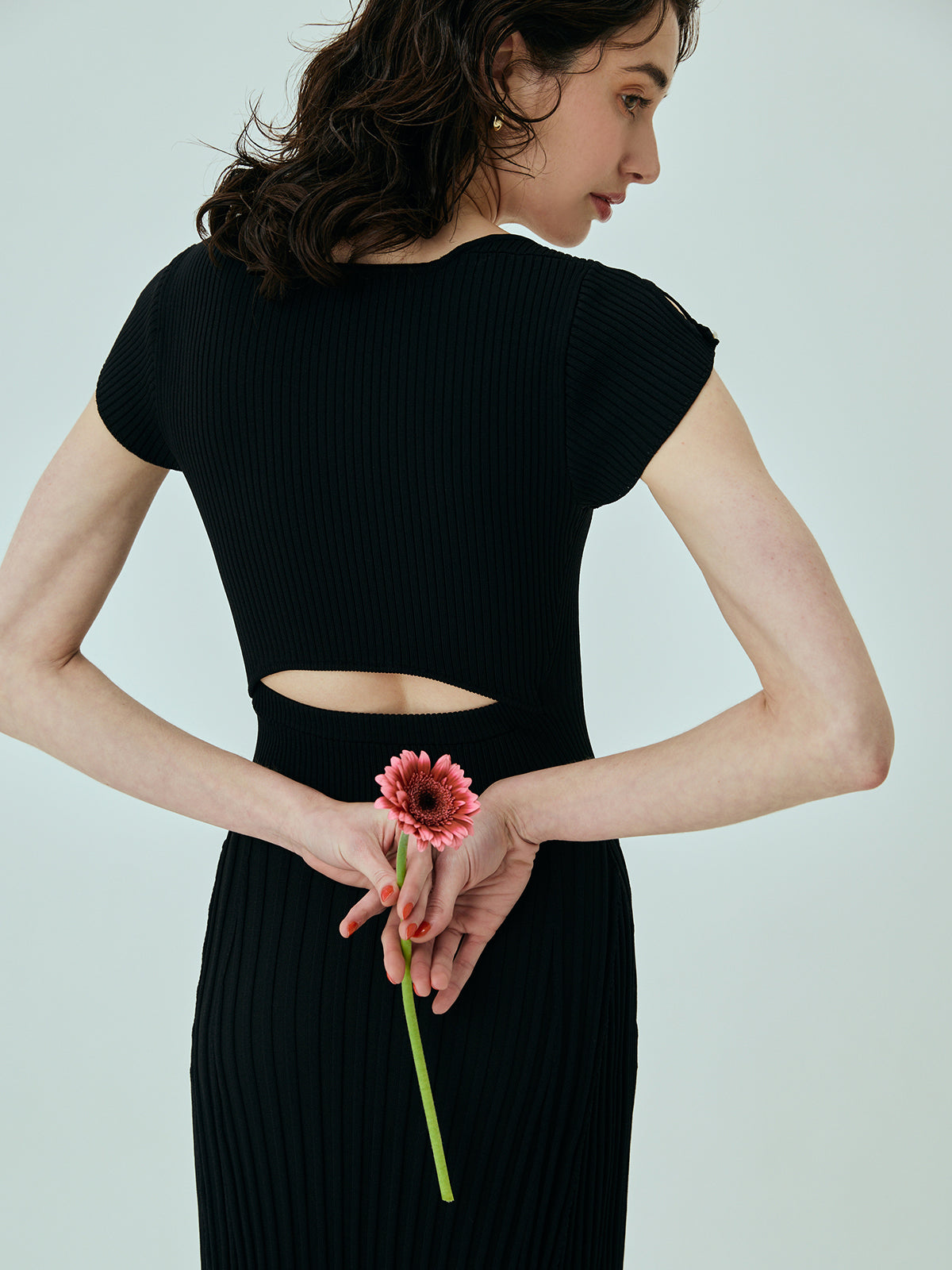 フレンチスリーブリブニットフレアワンピース