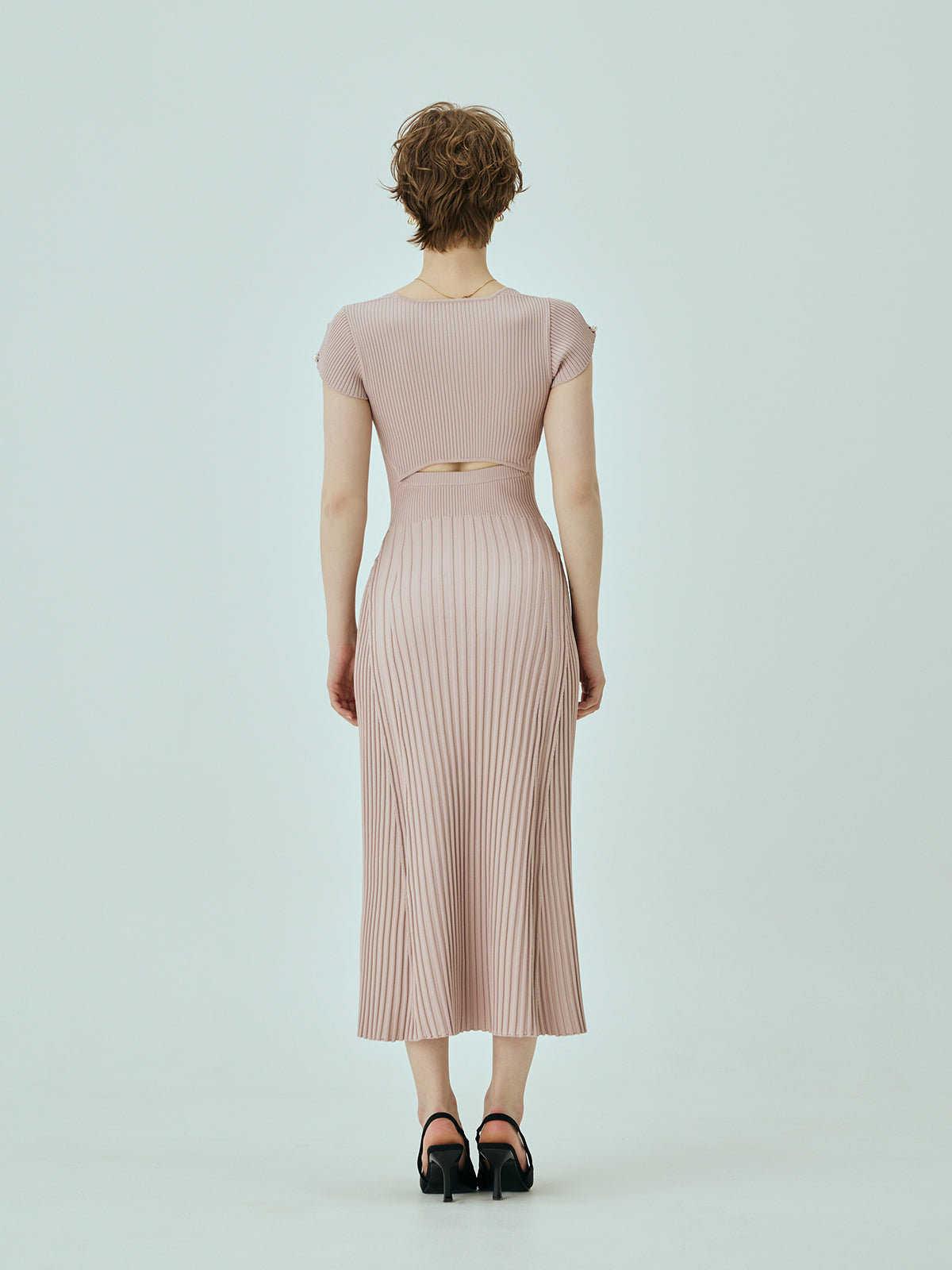 フレンチスリーブリブニットフレアワンピース