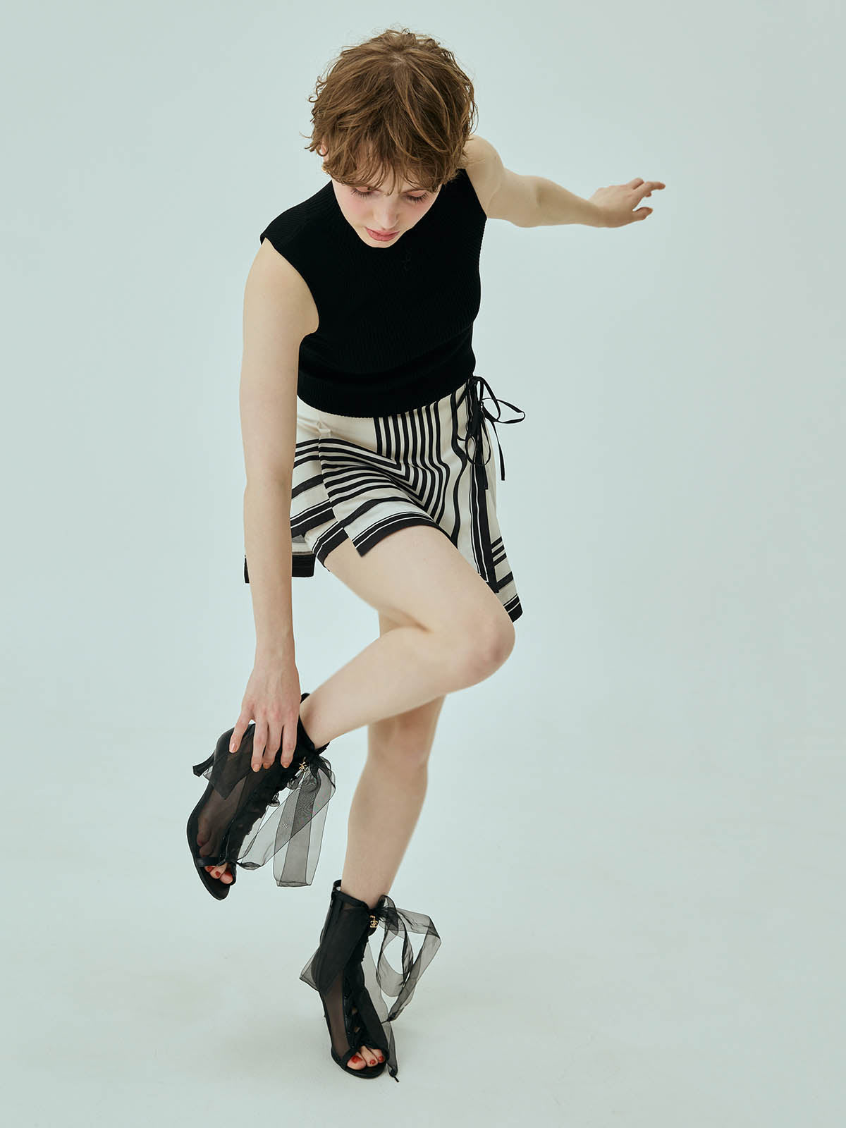 シアーレースアップショートブーツ