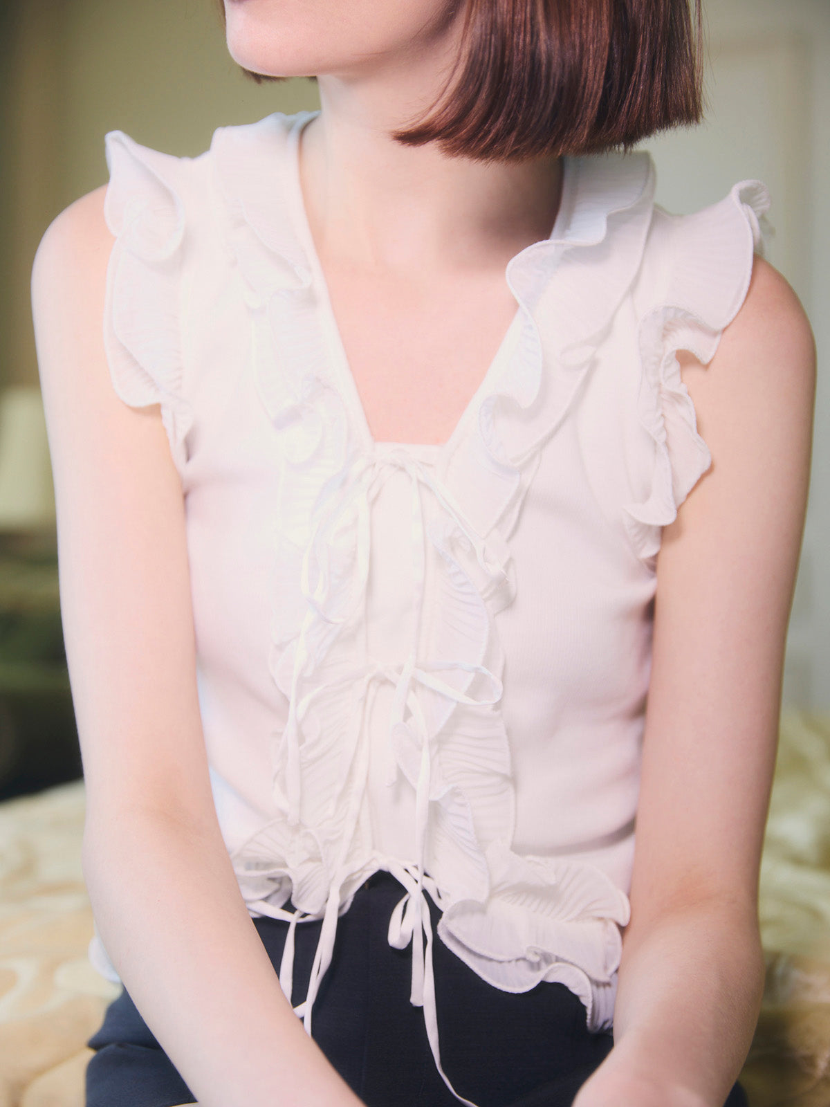 FRILL PLEATS TANK TOP
