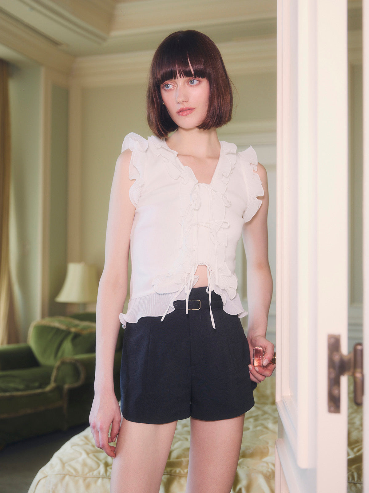FRILL PLEATS TANK TOP