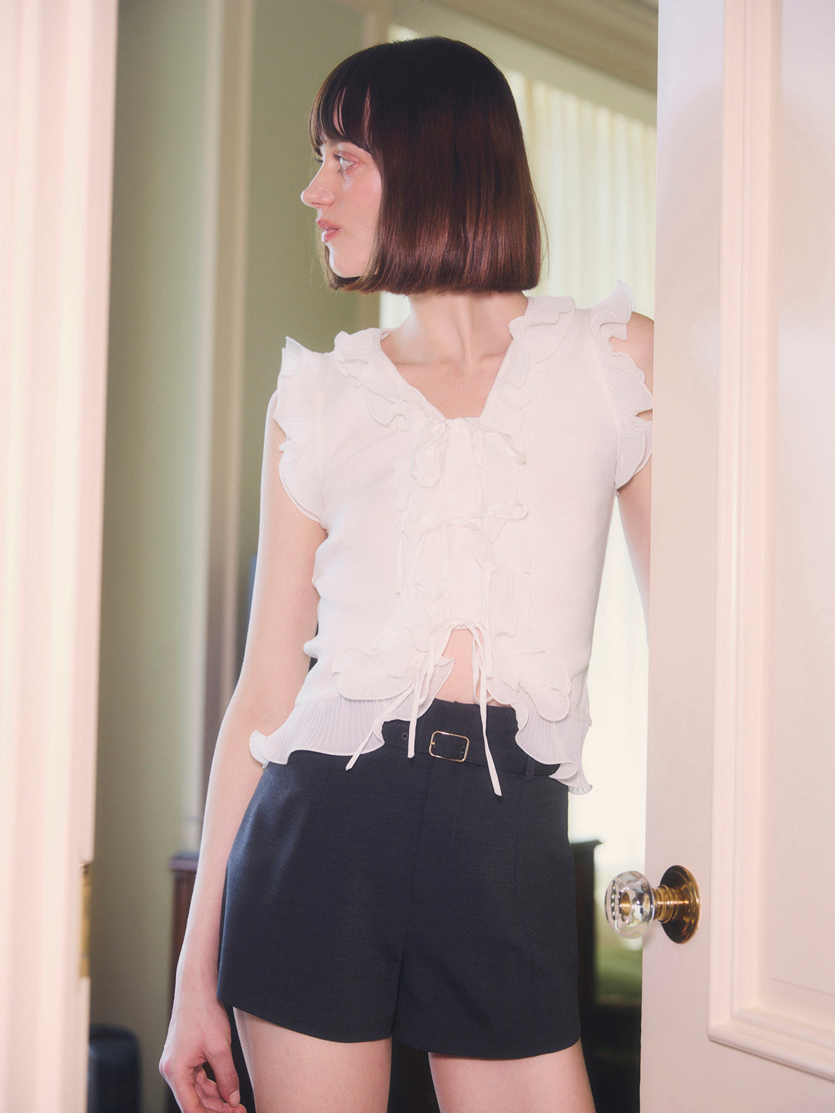 FRILL PLEATS TANK TOP