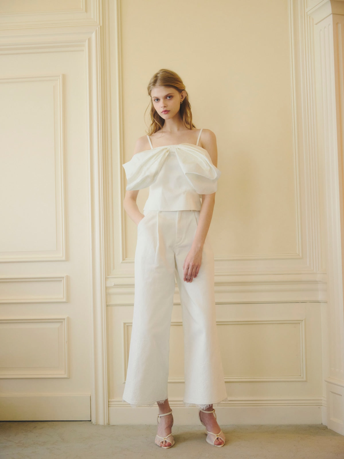 RIBBON SHOULDER TOP
