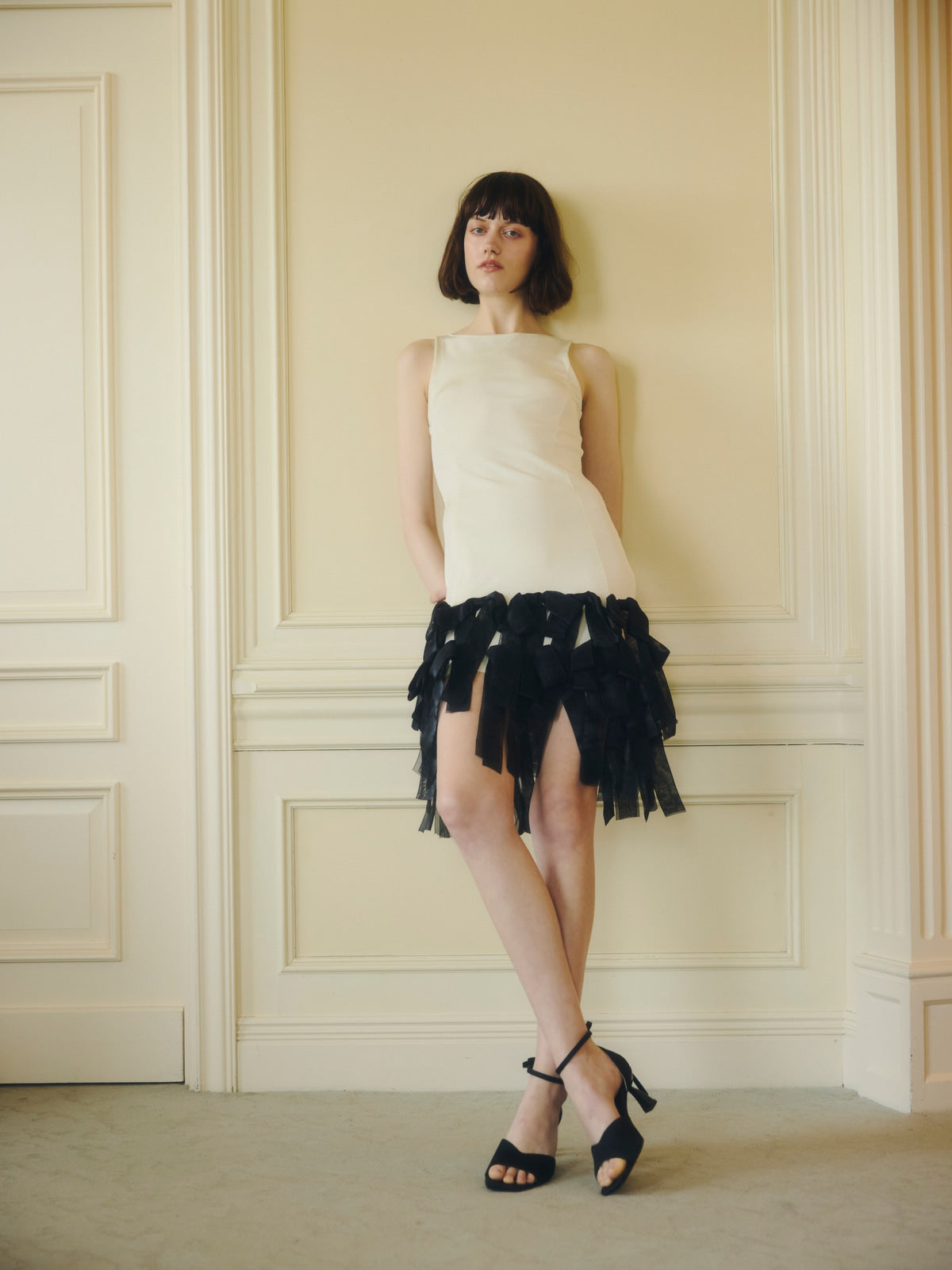 RIBBON HEM KNIT DRESS