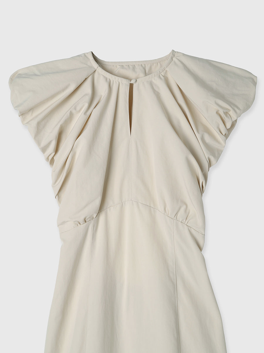 ショルダーデザインバックオープンワンピース