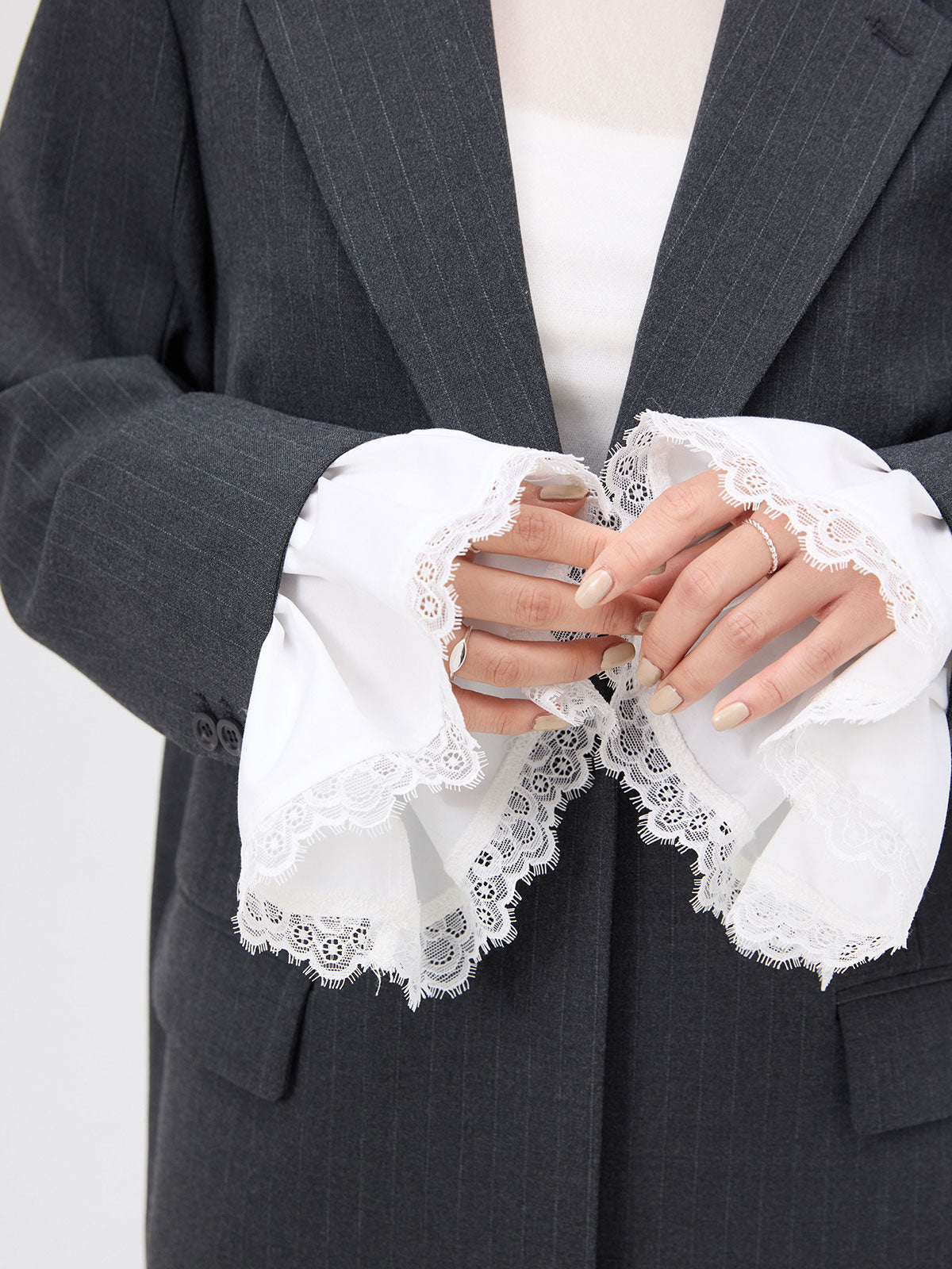 レーストリムカフステーラリングジャケット