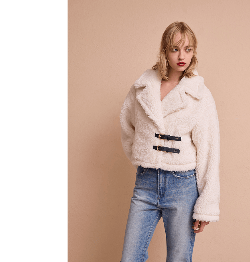 ベルトディテールボアショートコート