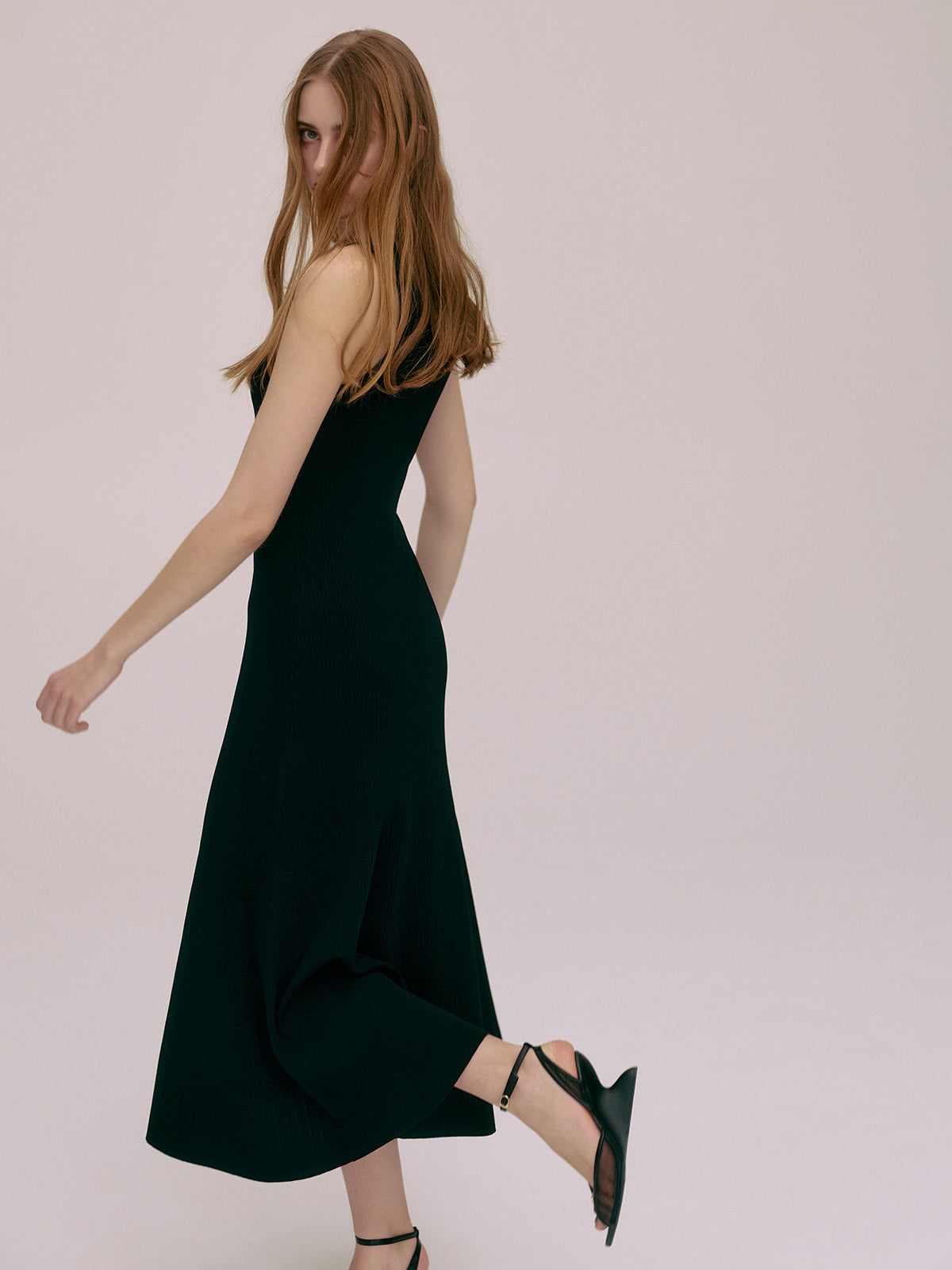 ASSIETTE BUTTON KNIT DRESS