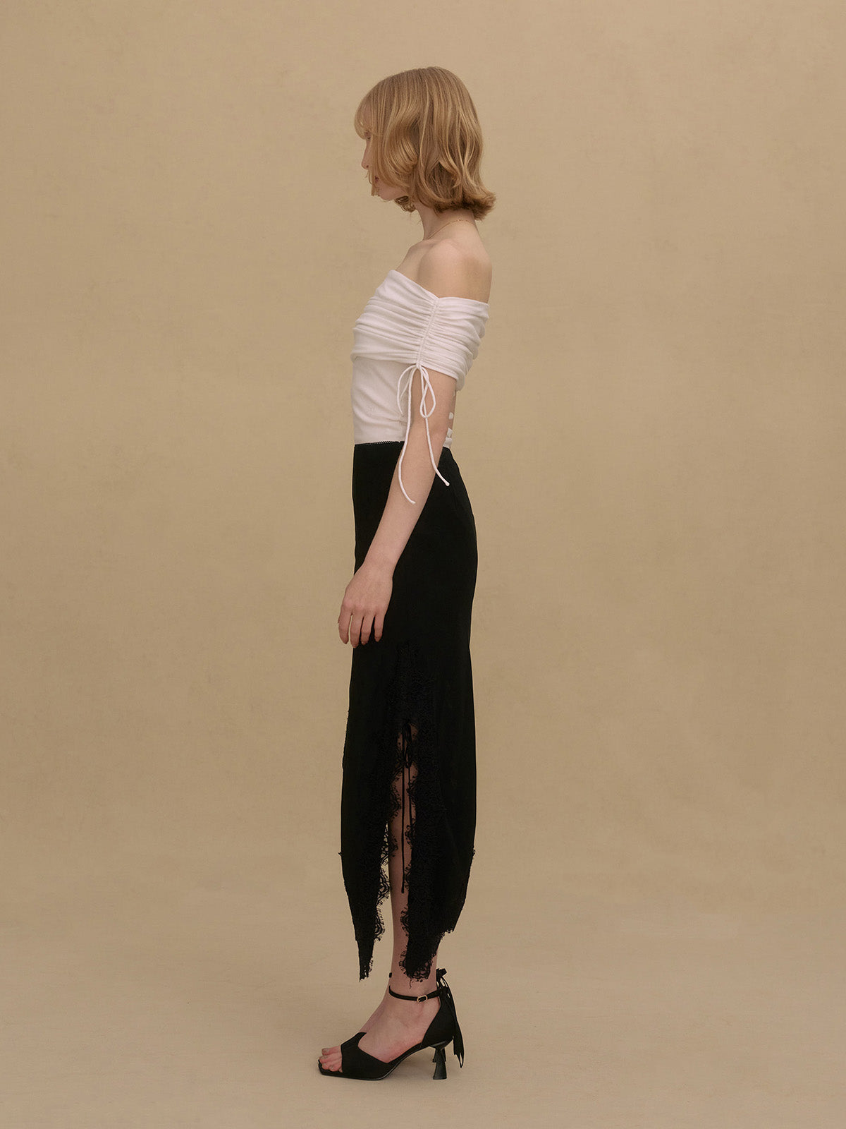 PEACH OFFSHOULDER TOPS