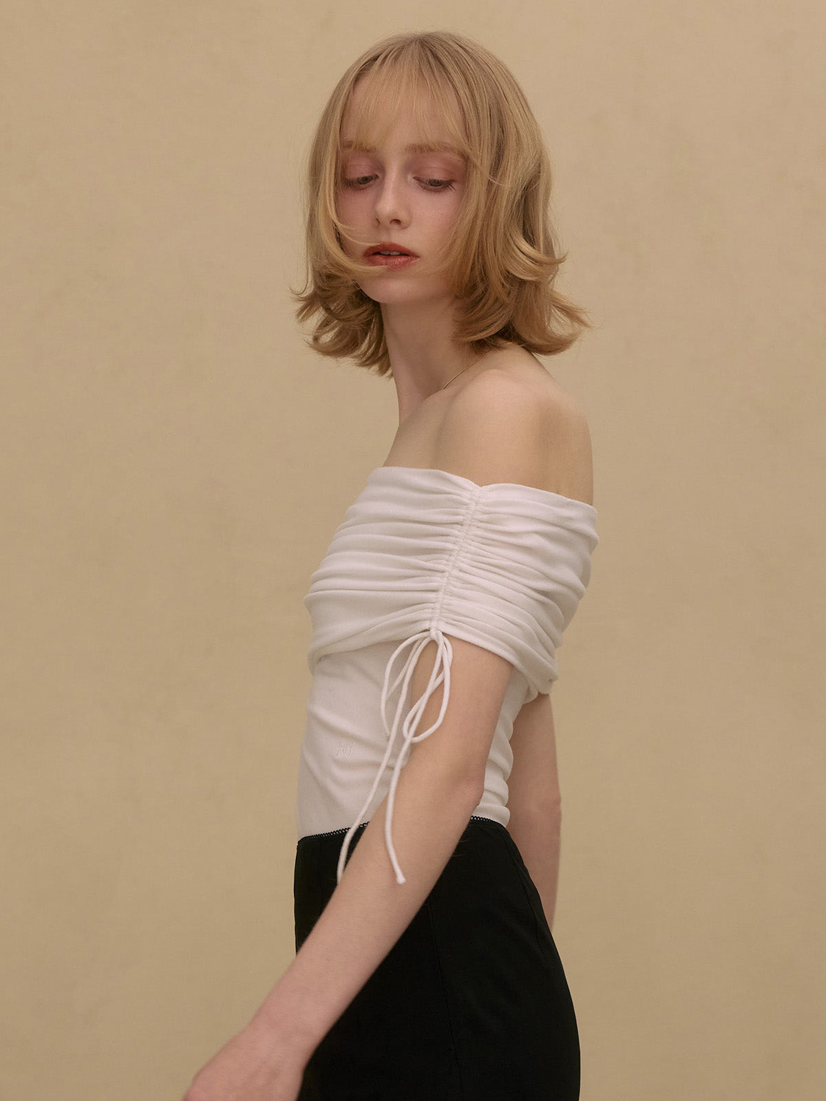 PEACH OFFSHOULDER TOPS