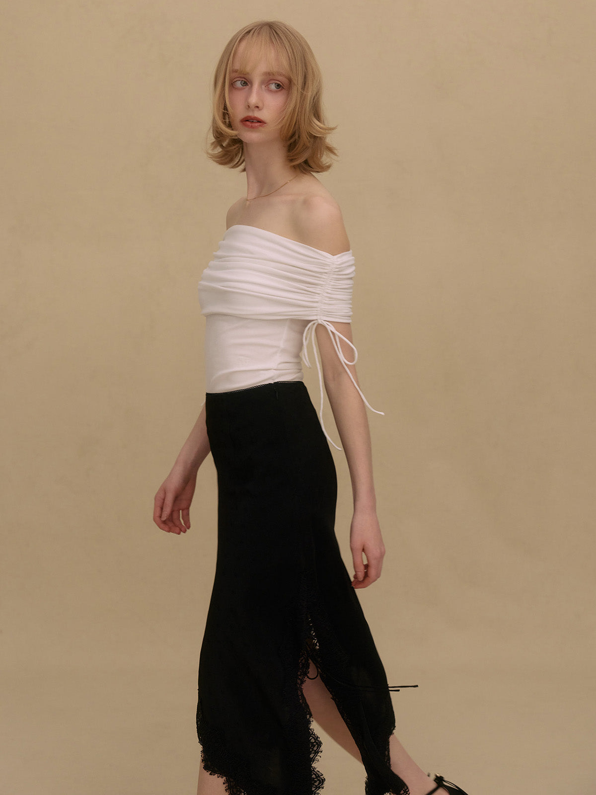 PEACH OFFSHOULDER TOPS