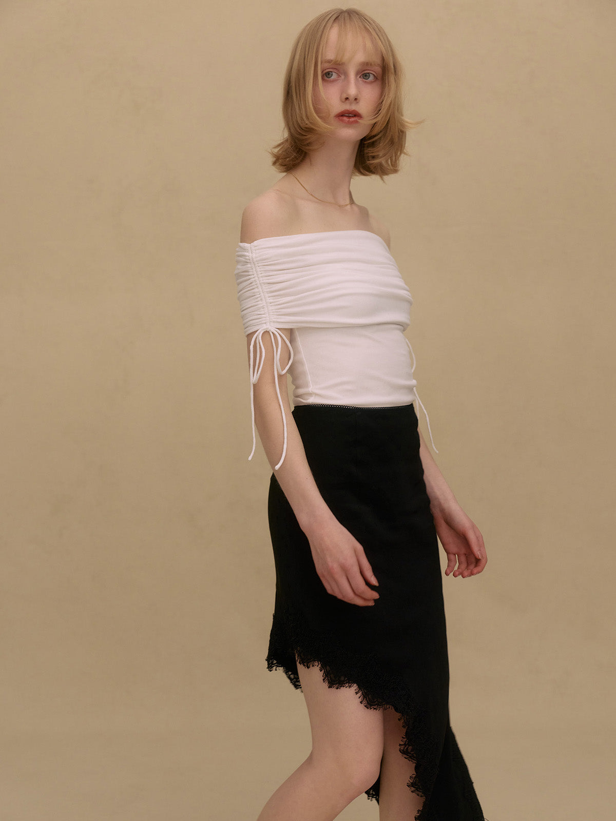 PEACH OFFSHOULDER TOPS