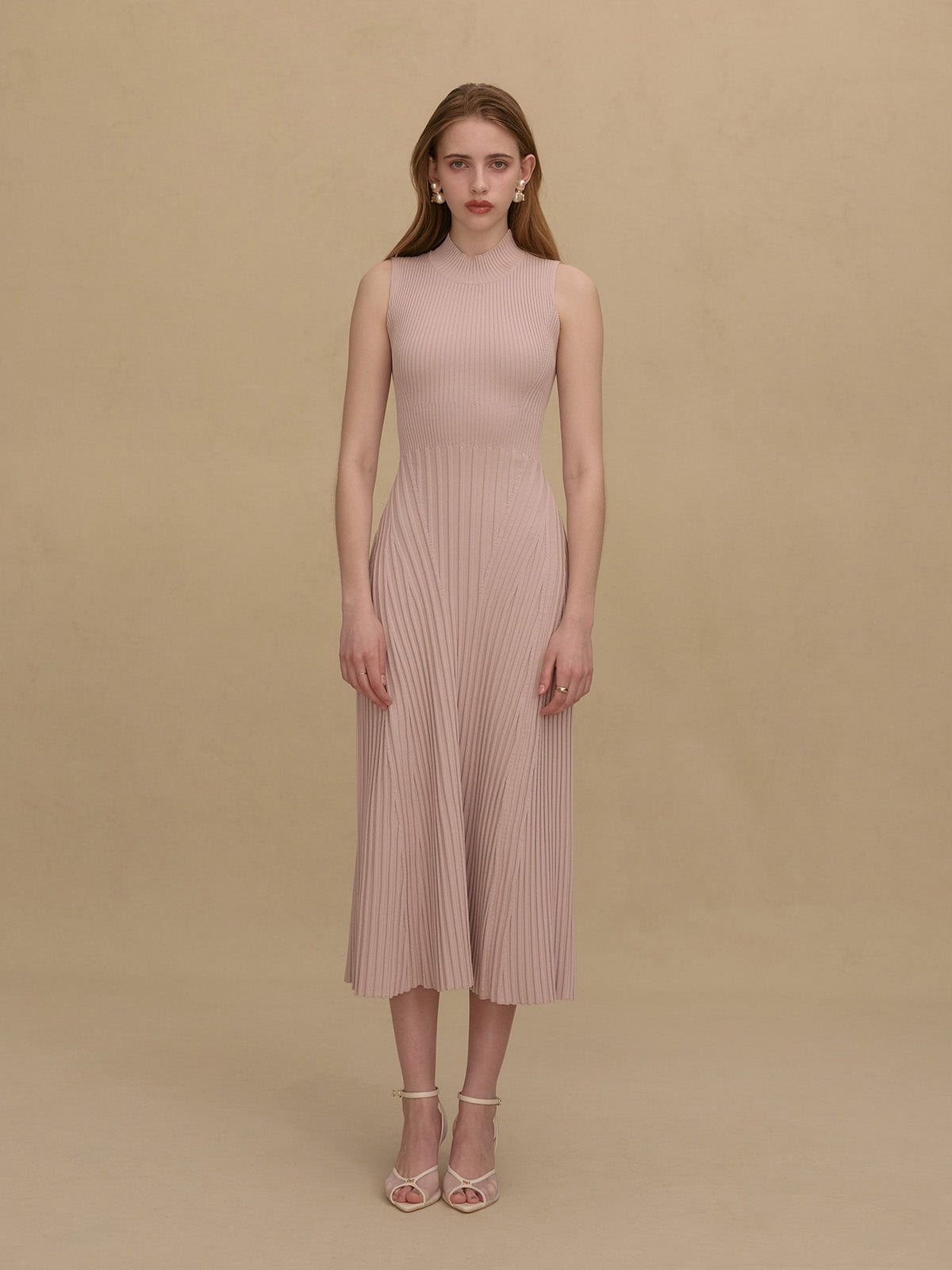 BACK RIBBON KNIT DRESS