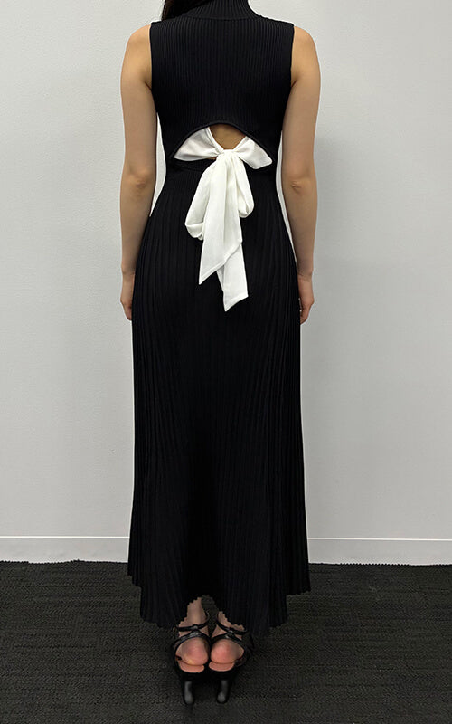 2026 SPRING collection Biack ribbon knit dress