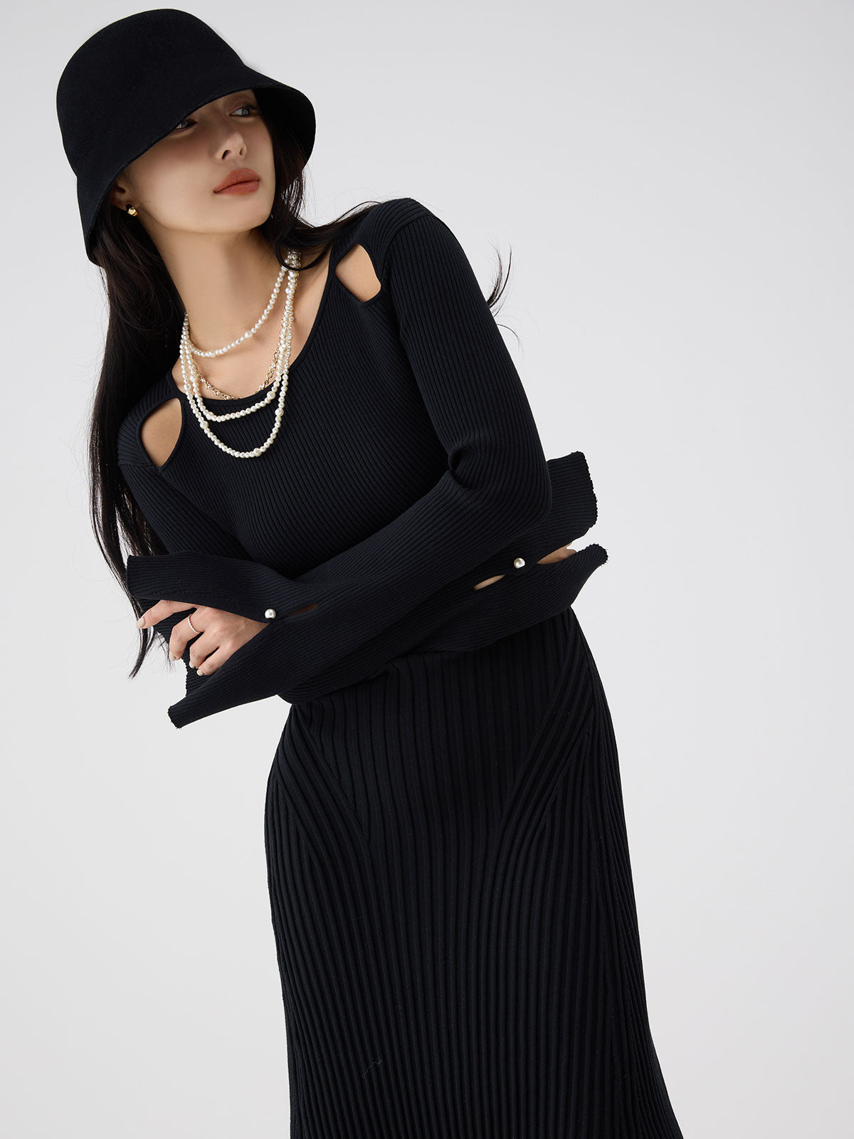 リブニットフレアワンピース