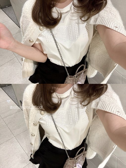 ２７