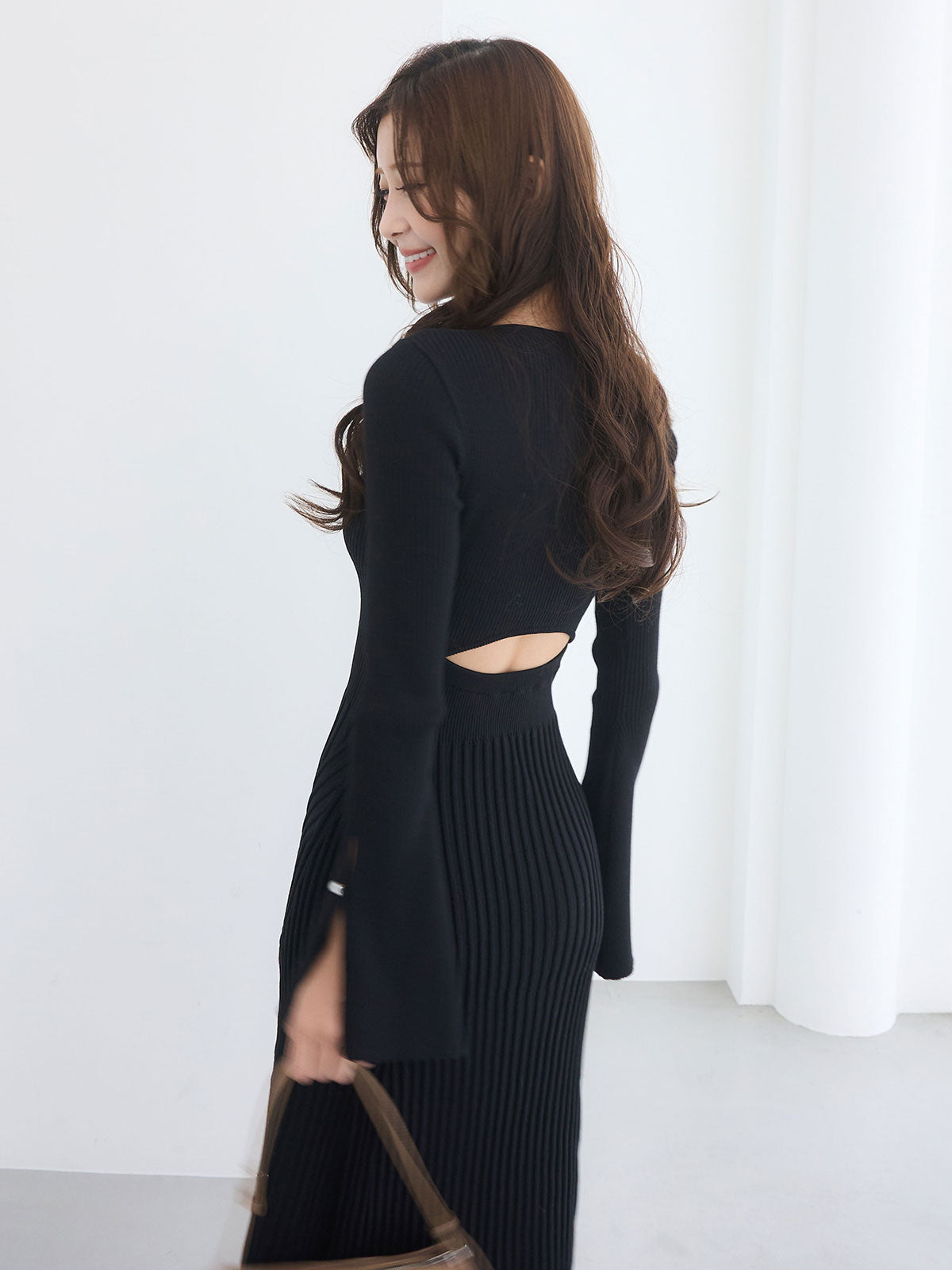 リブニットフレアワンピース