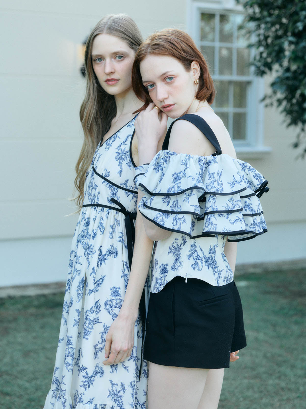 OFF SHOULDER JOUY FRILL TOPS