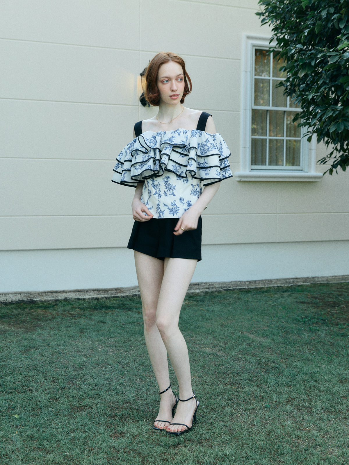 OFF SHOULDER JOUY FRILL TOPS