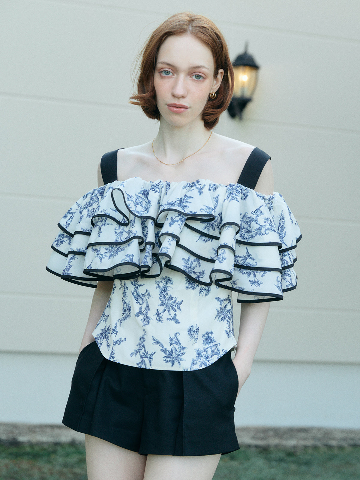 トップス THETOE Ifestou Frill Top Ifestou Frill Top – THE TOÉ