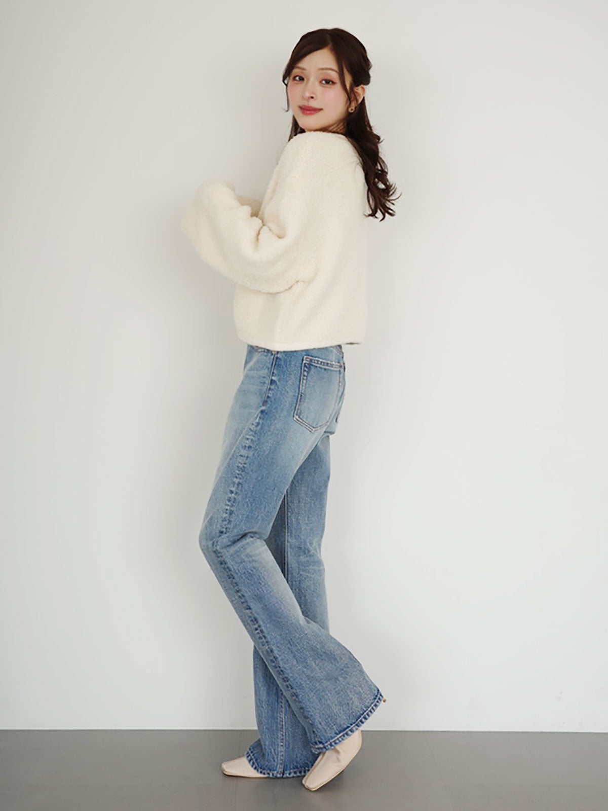 スリムフレアデニムパンツ