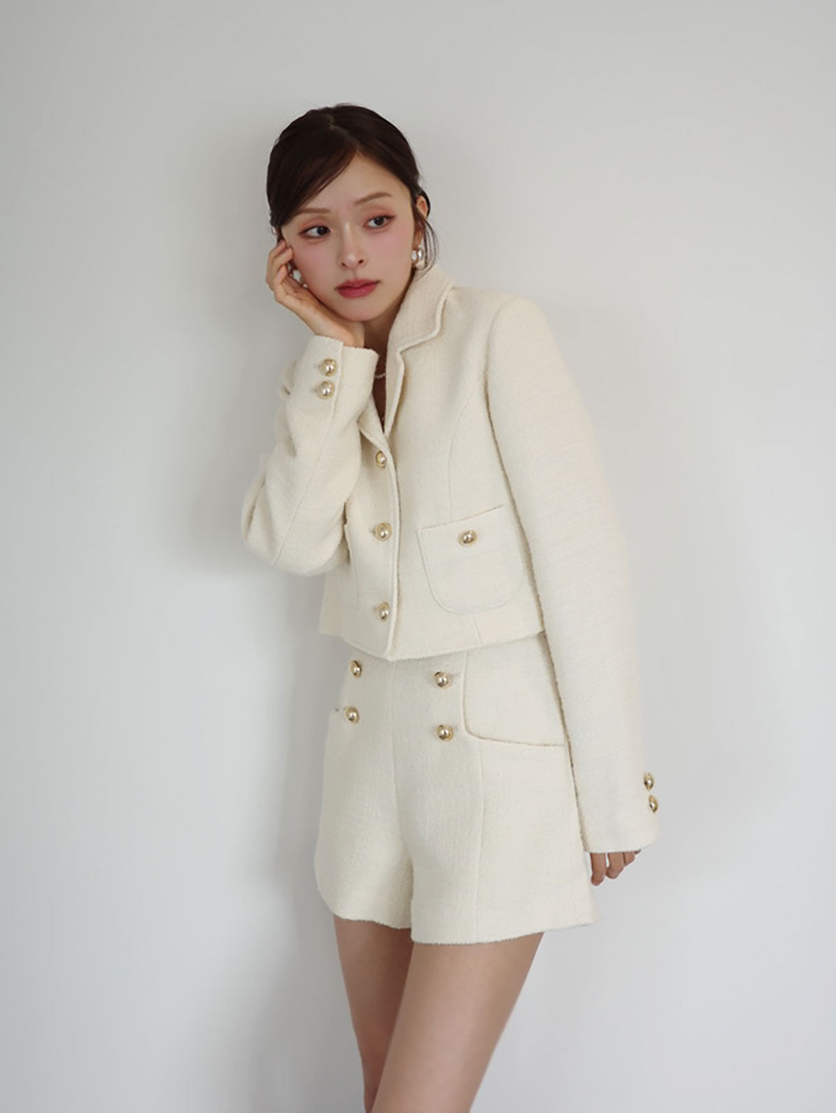 MODEL:170cm／COLOR:OFF WHITE／SIZE:36