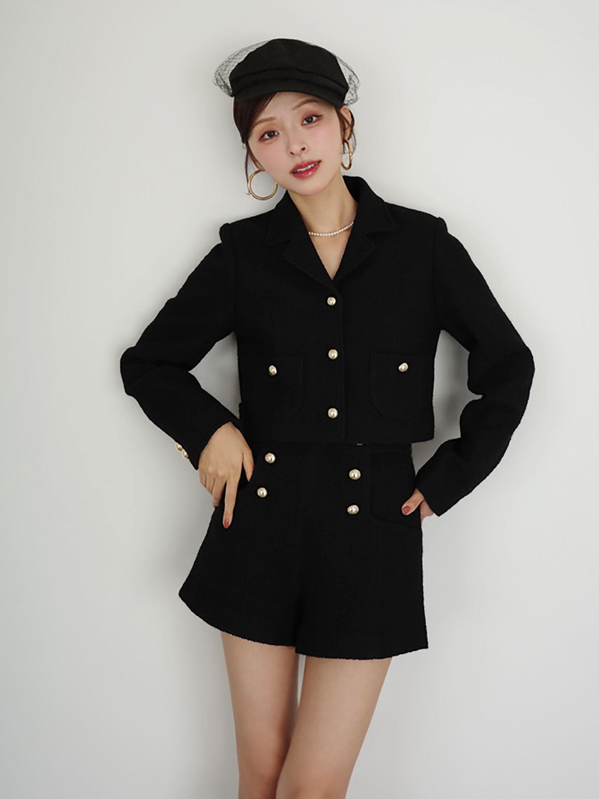 MODEL:170cm／COLOR:BLACK／SIZE:F