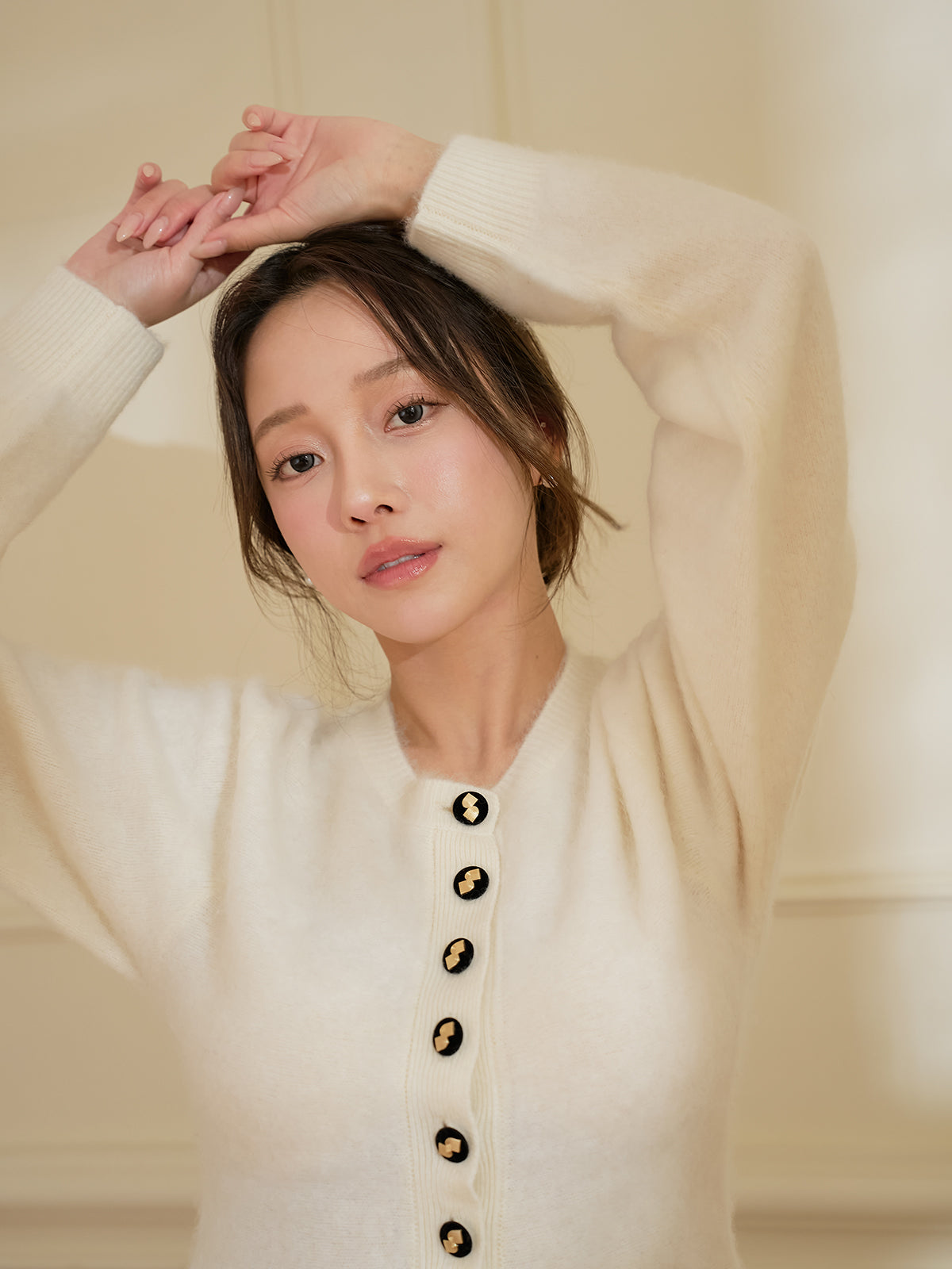 ウール起毛ペプラムニットカーディガン