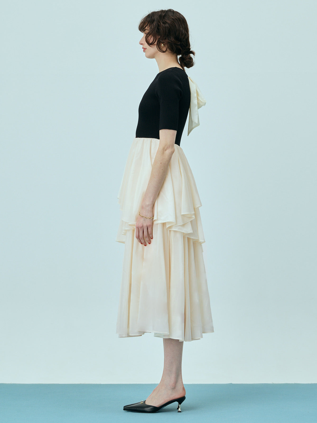 ニットドッキングラッフルワンピース