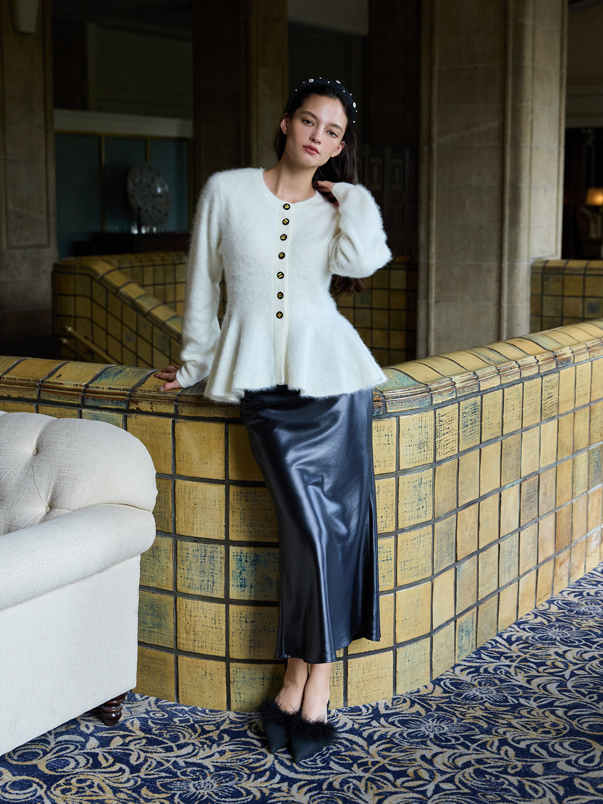 ウール起毛ペプラムニットカーディガン