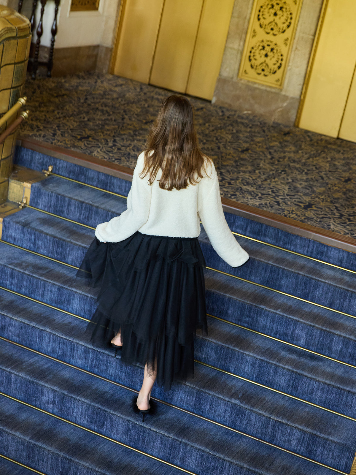 フェザーポインテッドミュール