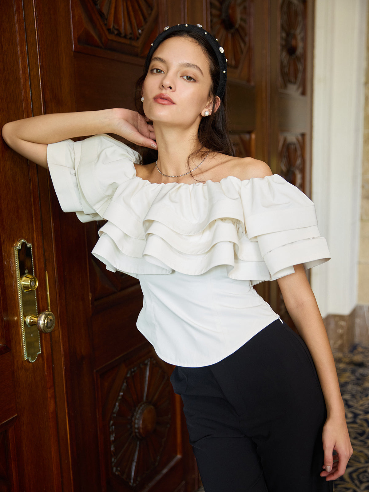 ビジューカチューシャ