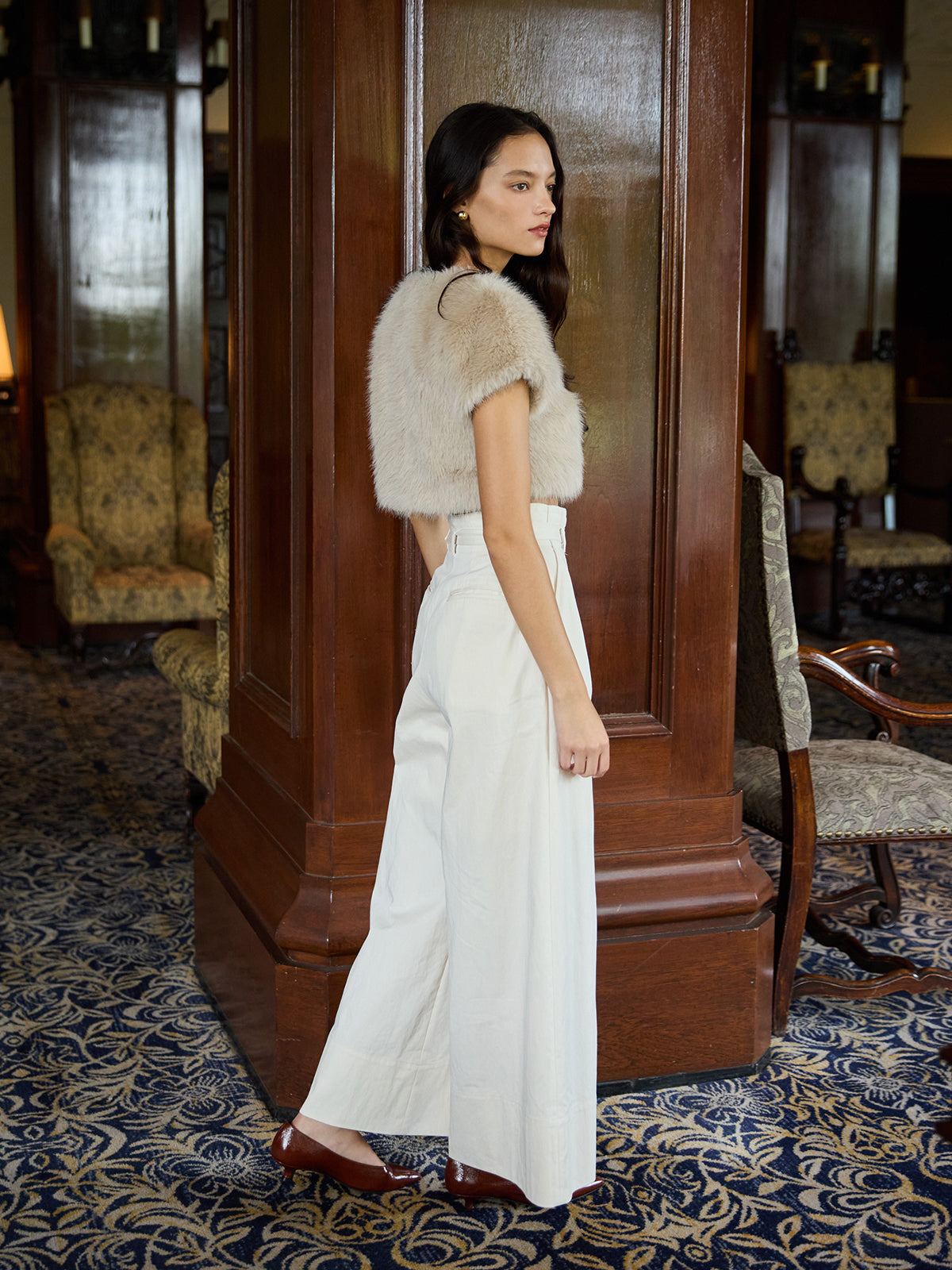 ストラクチャーワイドパンツ