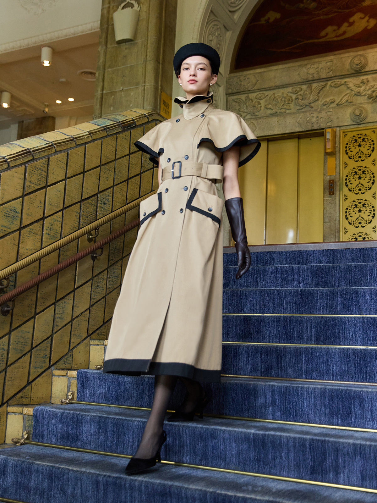 MODEL:172cm／COLOR:BEIGE／SIZE:36