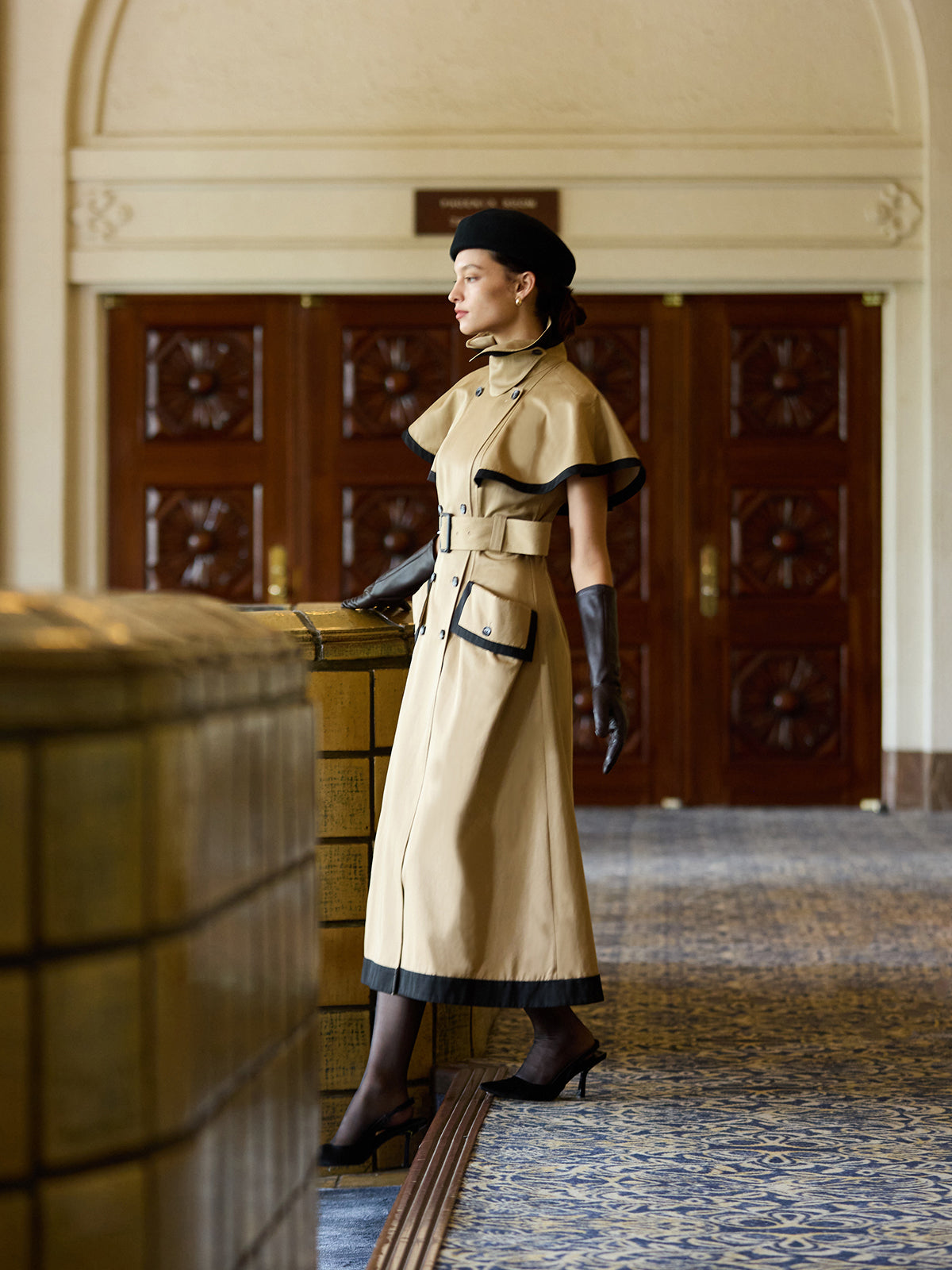 コントラストトリムトレンチワンピース