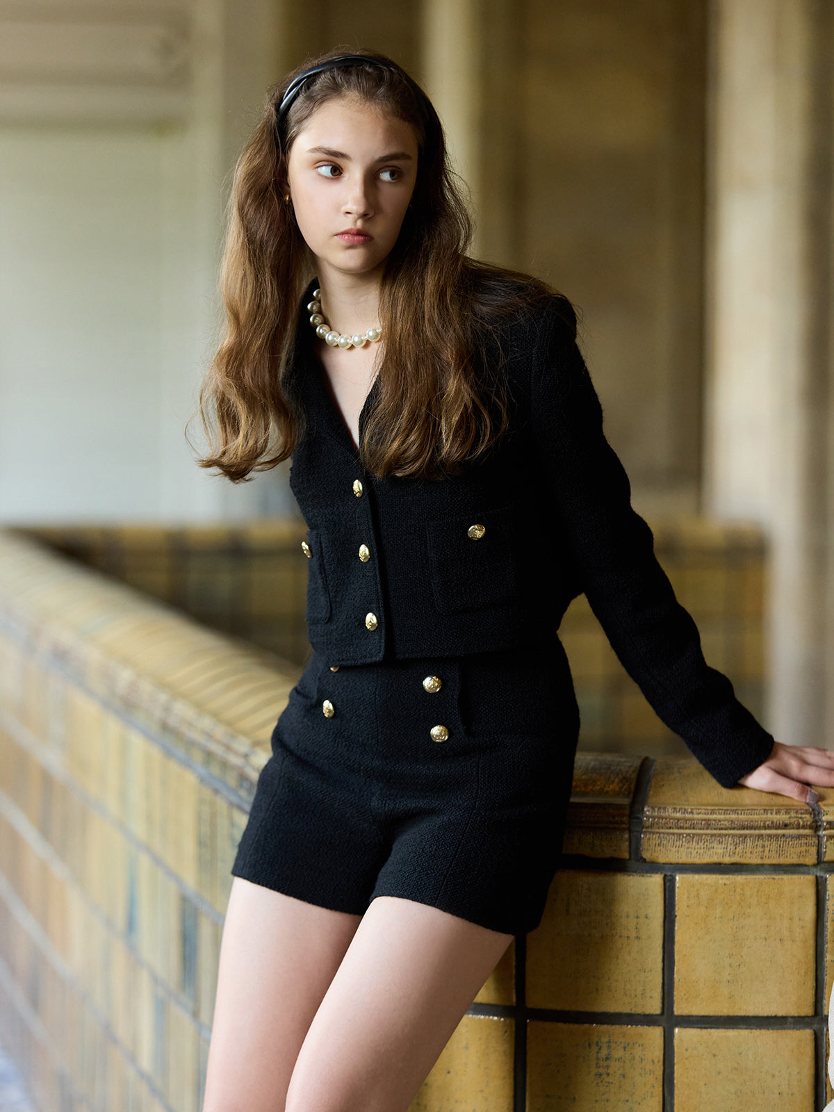 MODEL:173cm／COLOR:BLACK／SIZE:F