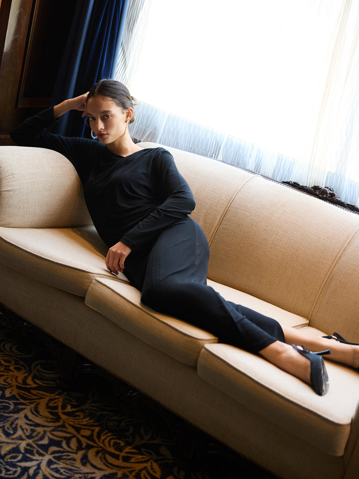 カットドレープギャザーワンピース