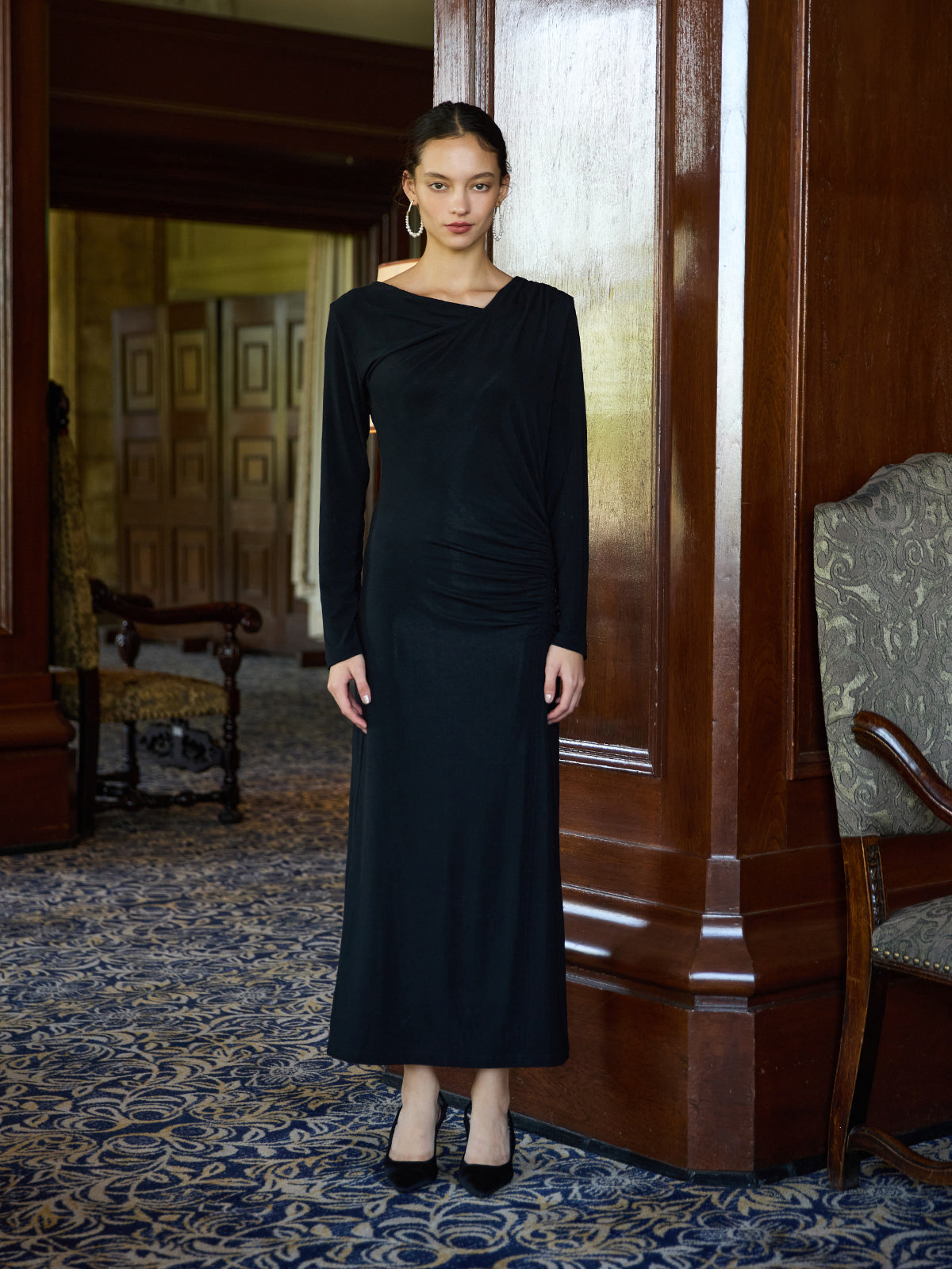 カットドレープギャザーワンピース