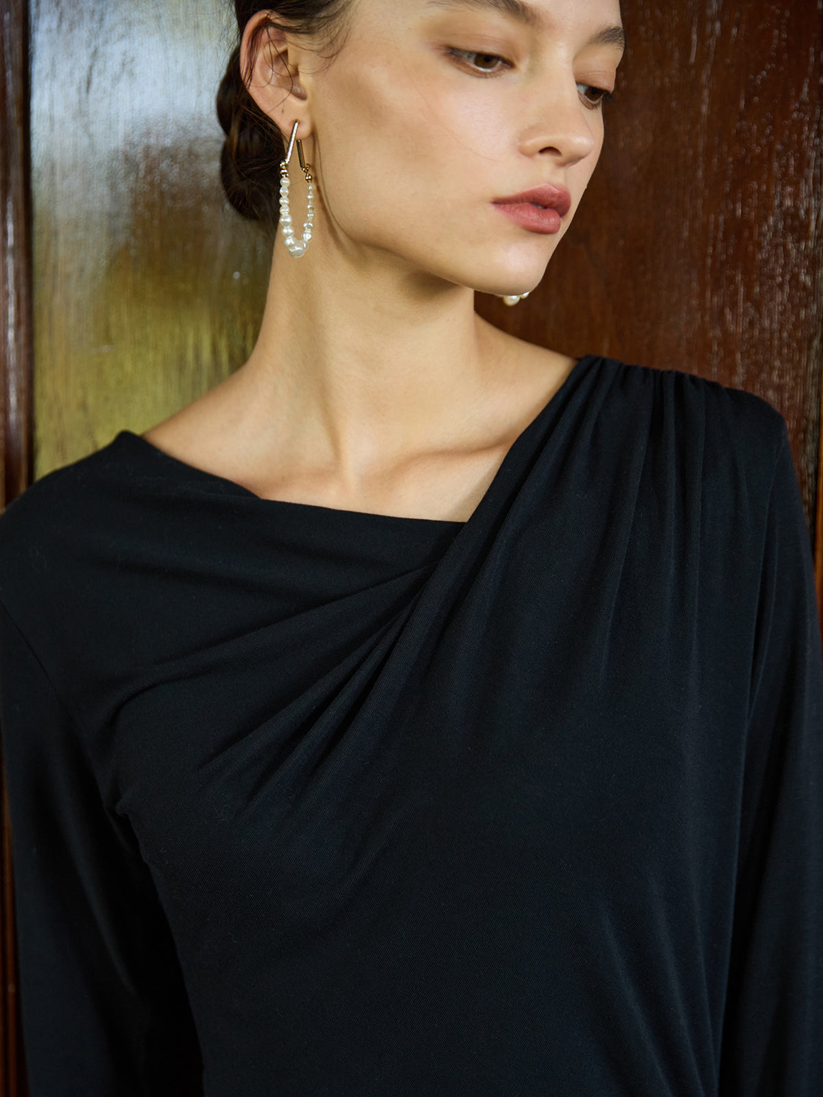 カットドレープギャザーワンピース