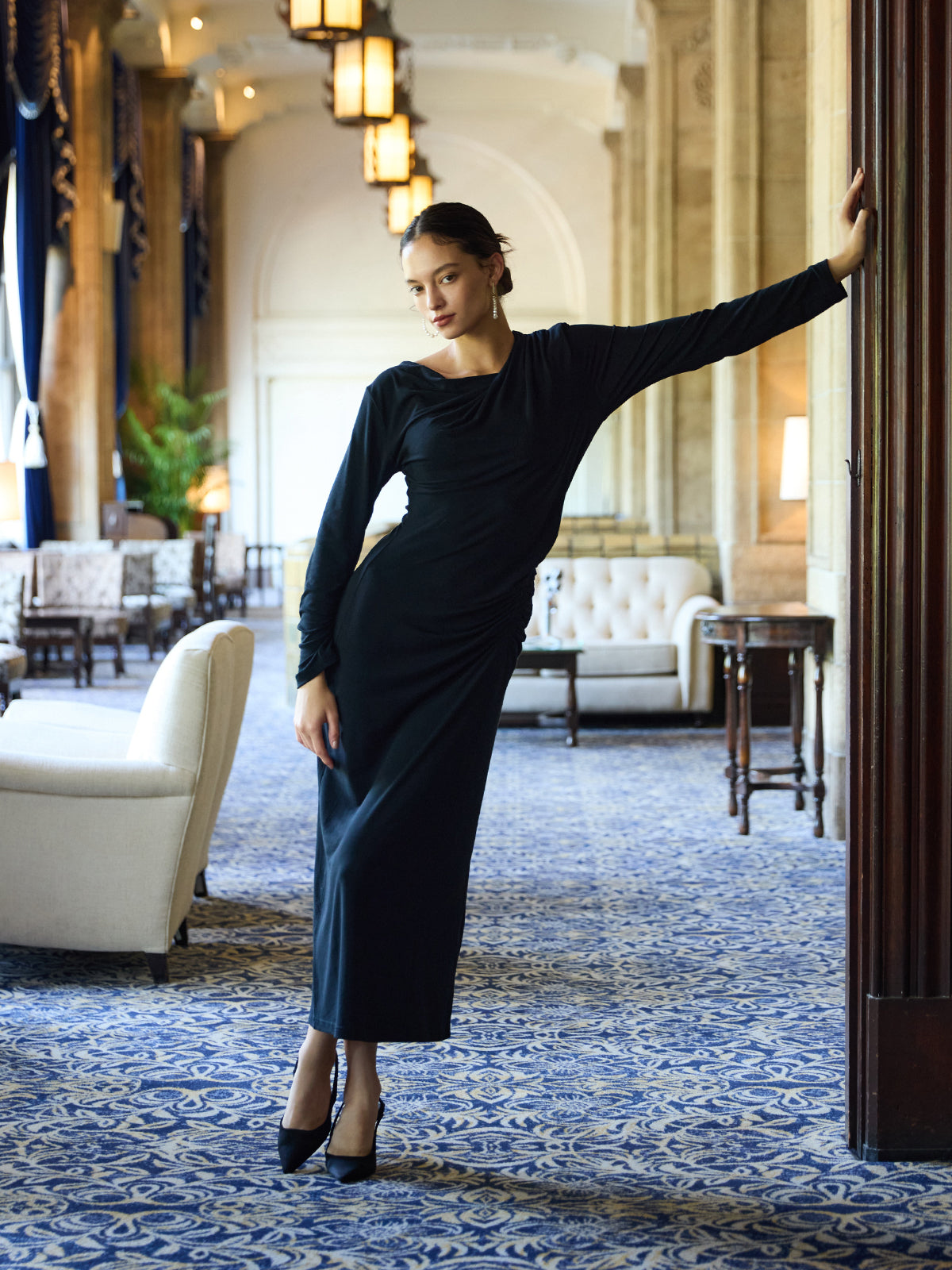 MODEL:172cm／COLOR:BLACK／SIZE:F