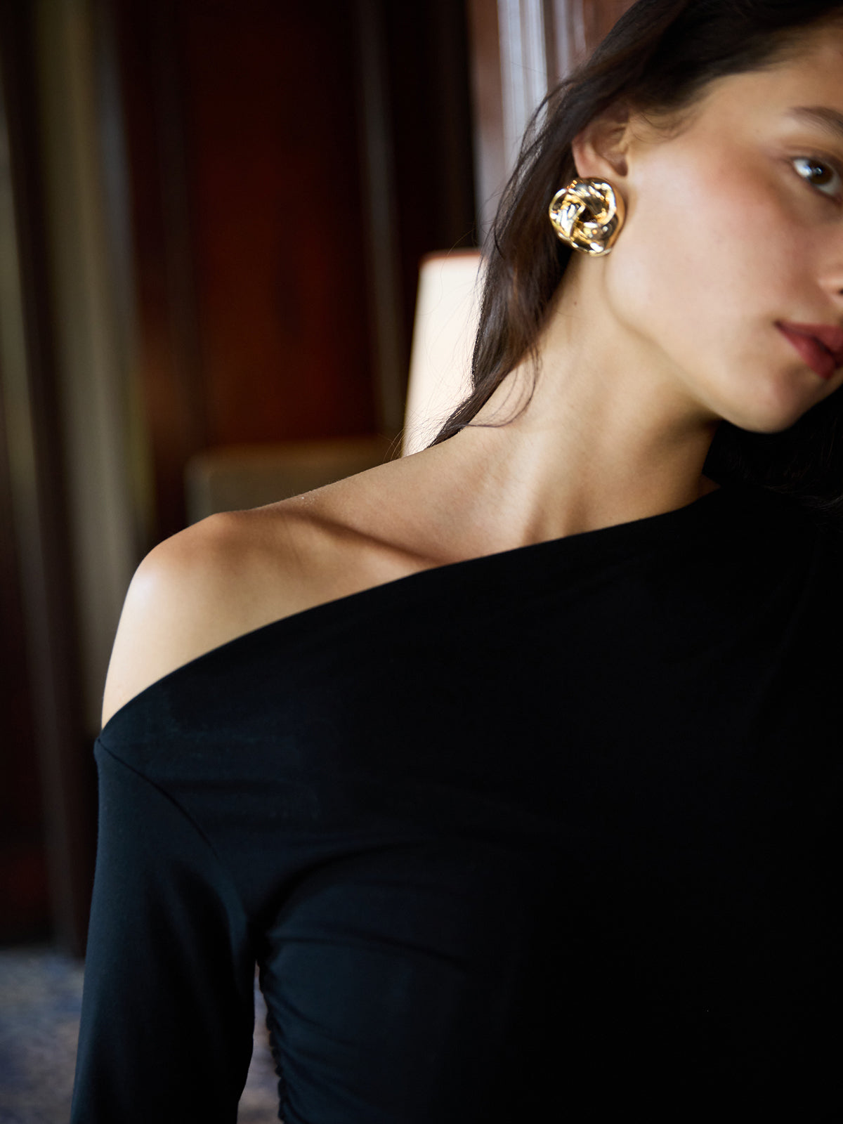 ドレープワンショルダートップス