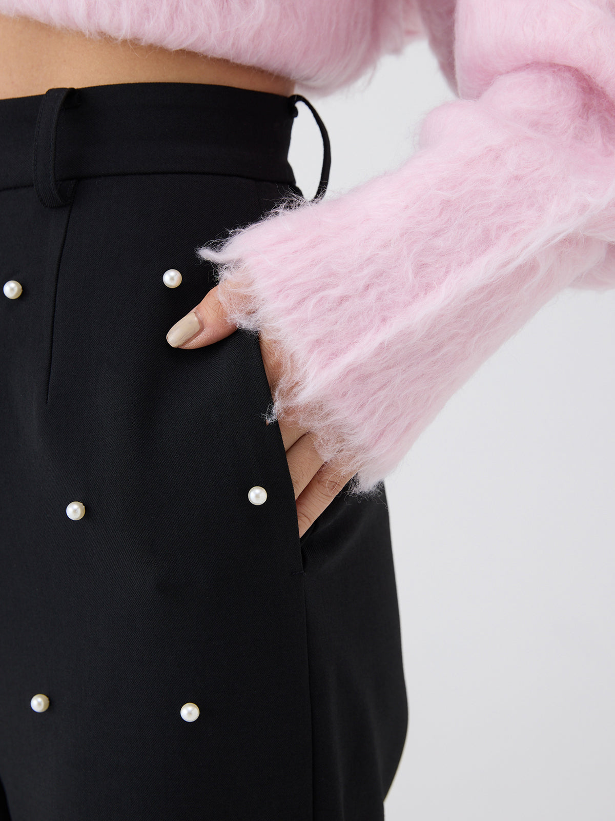 パールスタッズストレートパンツ