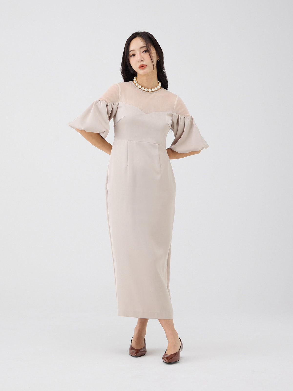 MODEL:165cm／COLOR:BEIGE／SIZE:36